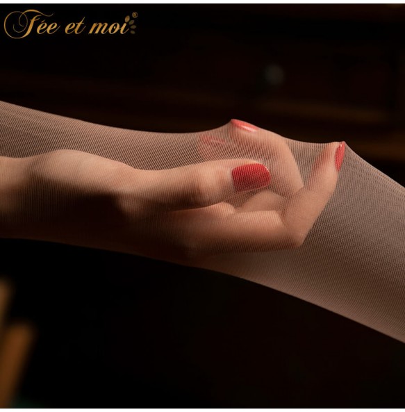 FEE ET MOI Sexy T-Crotch Pantyhose Open Hole Stockings (Skin Colour)